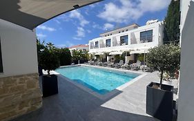Julipapas Gardens